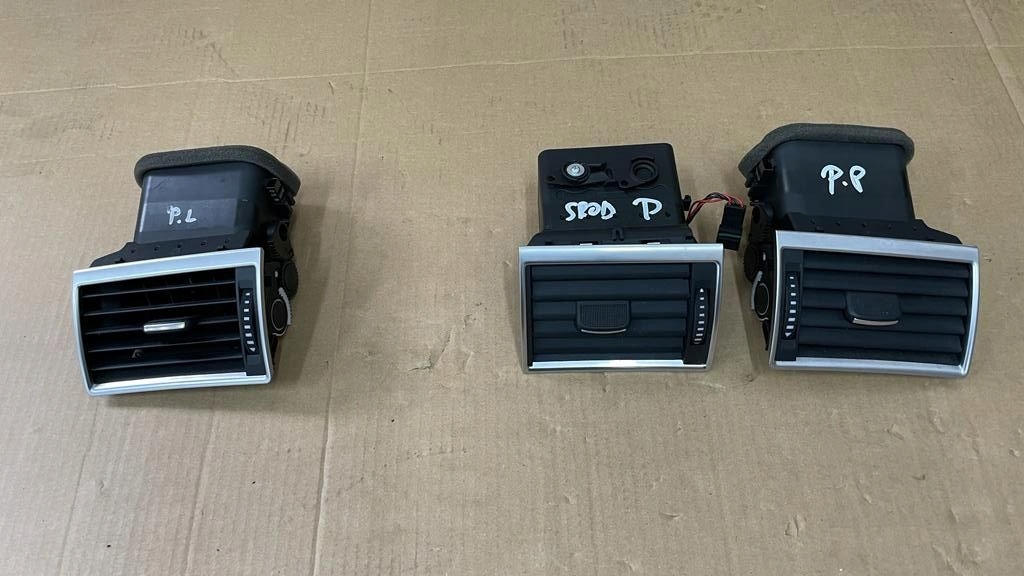 фото №3, Audi a8 d3 решётка обдув хром