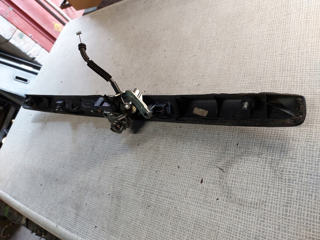 фото №6, Audi a8 d3 накладка крышки багажника 4e0827576