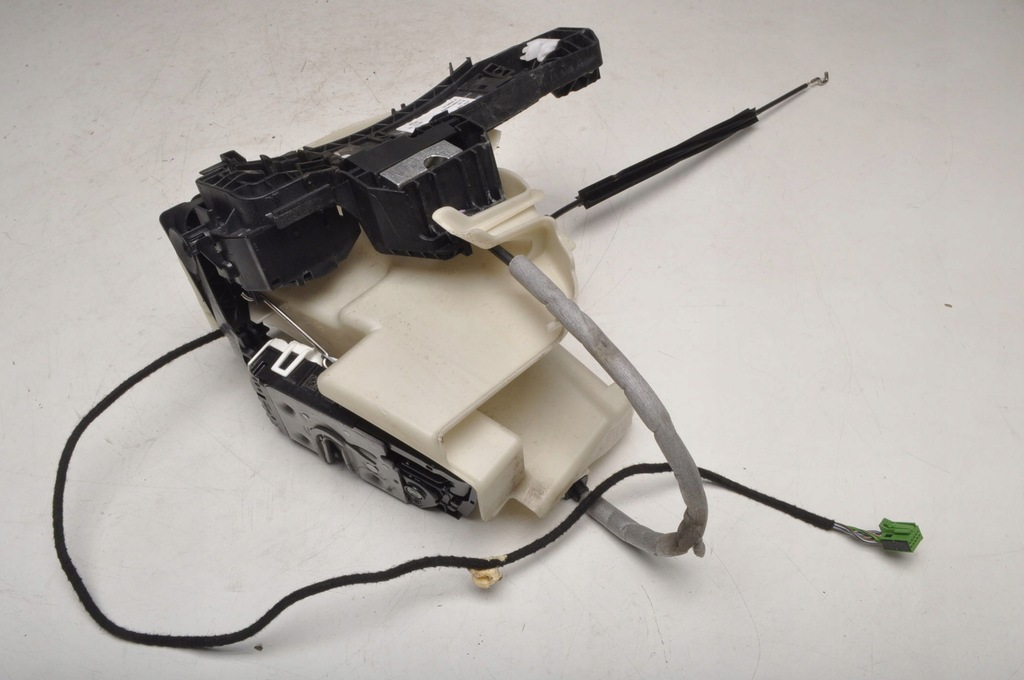 фото №1, Mercedes w172 r172 замок дверь правый перед a1727601040 anglik