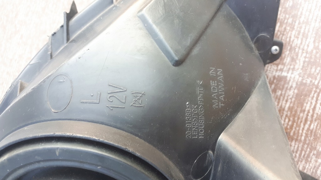 фото №9, Toyota sienna 10- лампа левая передняя перед