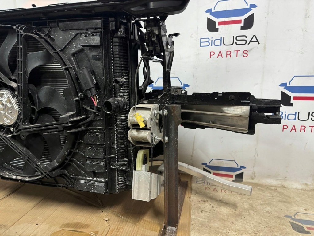 Бампер ремень передний комплект перед радиатор фары вентилятор bmw g20 2018 Оригинал