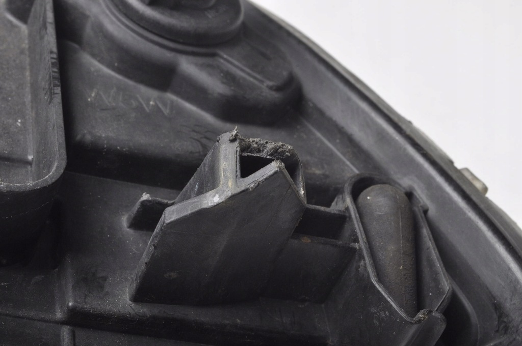 фото №14, Volvo c30 лампа левая передняя левый перед lift europa 31299820