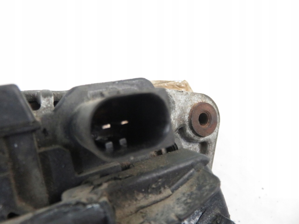 Генератор vw golf iv 1.4 16v yle102420 0124225010 Оригінал