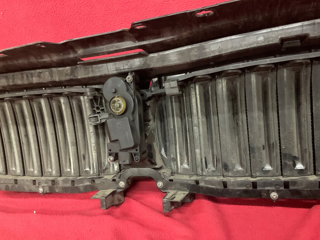 фото №8, Bmw 5 g30 g31 18715610 жалюзи воздуховод впуск воздуха oryg