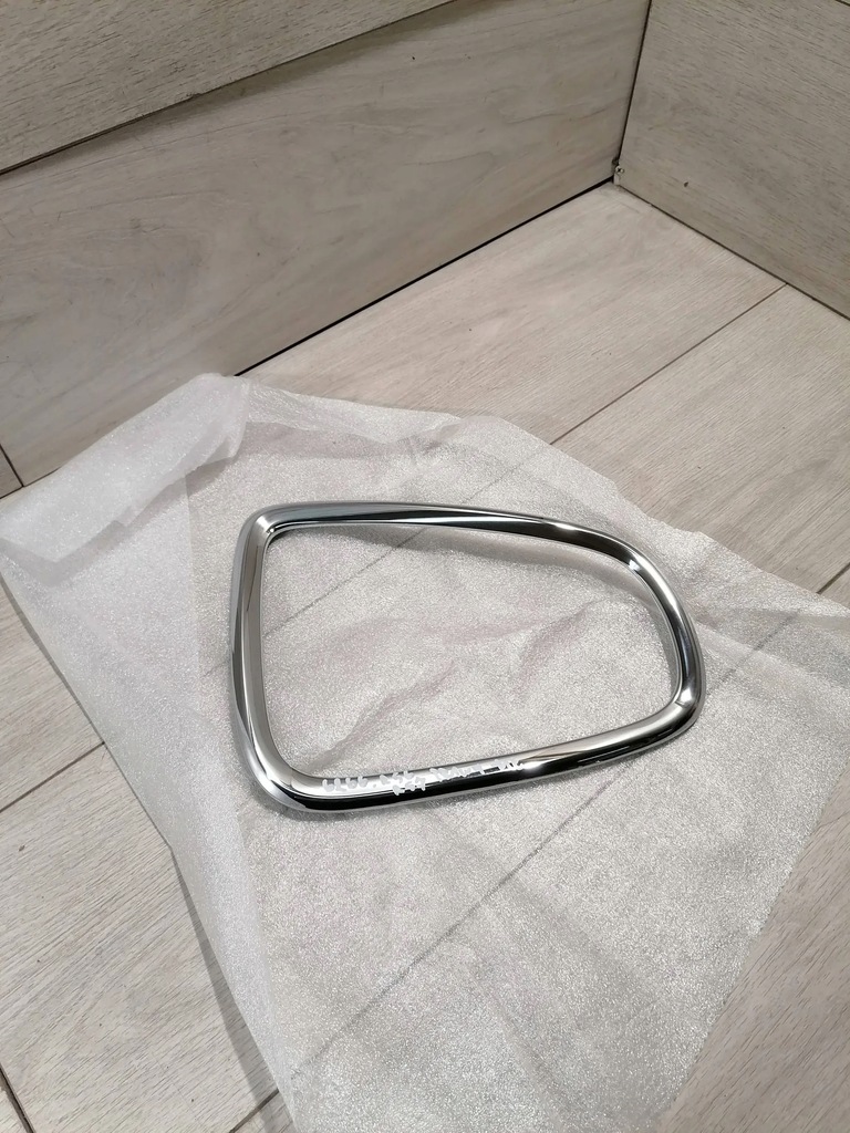 фото №3, Mini r56 r57 хром лампа правый задняя 51132752244