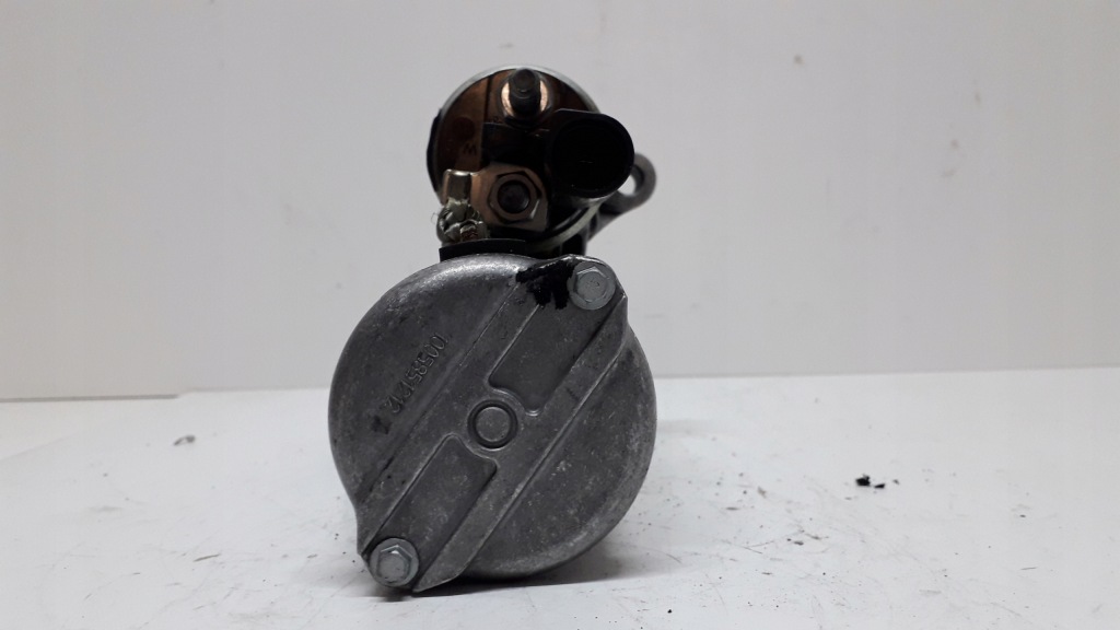 Купить Audi a4 a5 a6 a7 a8 q5 10- стартер 04l911021b