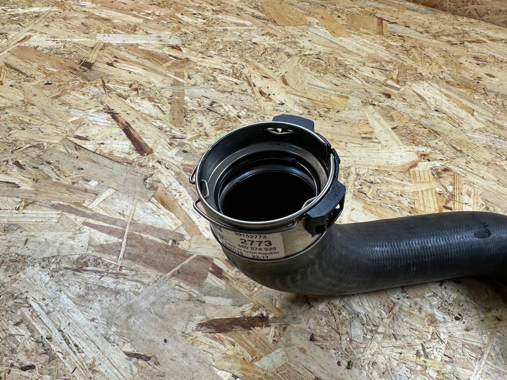 фото №7, Труба шланг wąż воздуха интеркулер opel astra v k 1.4t 39152773