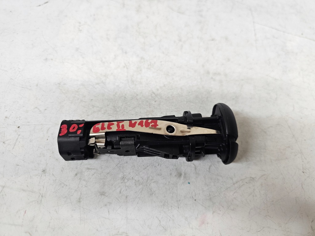 фото №5, Mercedes gle ii w167 напрямна кронштейн підголівник сидіння a1679707500