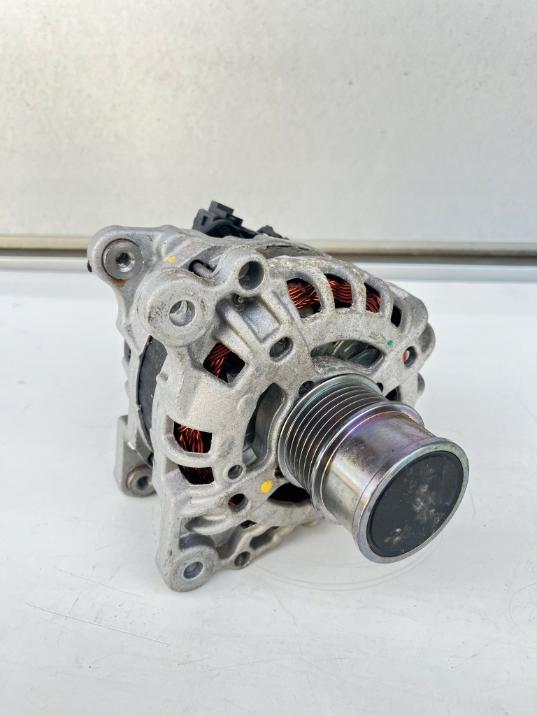 Купить Генератор vw volkswagen оригинальный номер 04e903015a 110a 14v