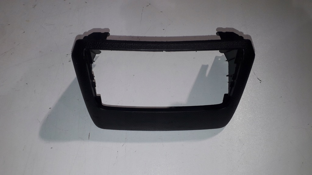 фото №1, Рамка обдув задняя кожа 4l0864147 audi q7 4l