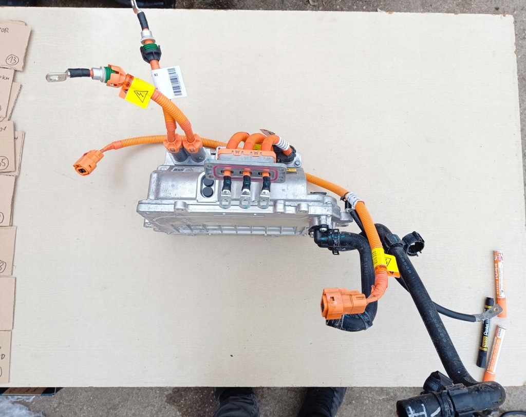 Mg marvel r 4x4 awd инвертор конвертер блок управления 10951333 Недорого