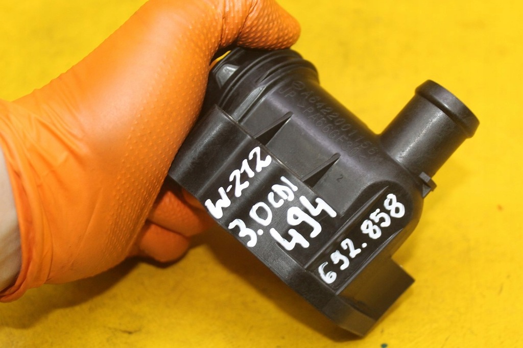 фото №7, Патрубок wody mercedes w212 3.0cdi 642.858 a6422001156