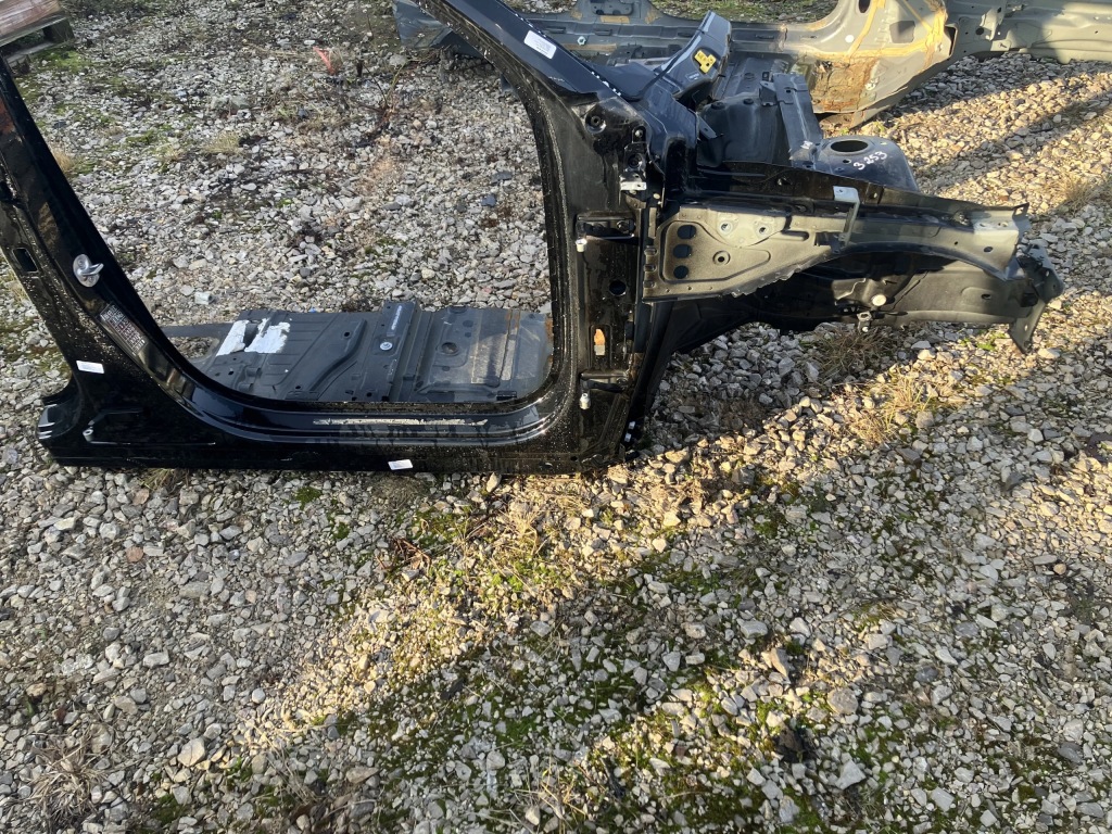 фото №2, Лонжерон правая порог четверть volvo ec40 c40 019 black камень