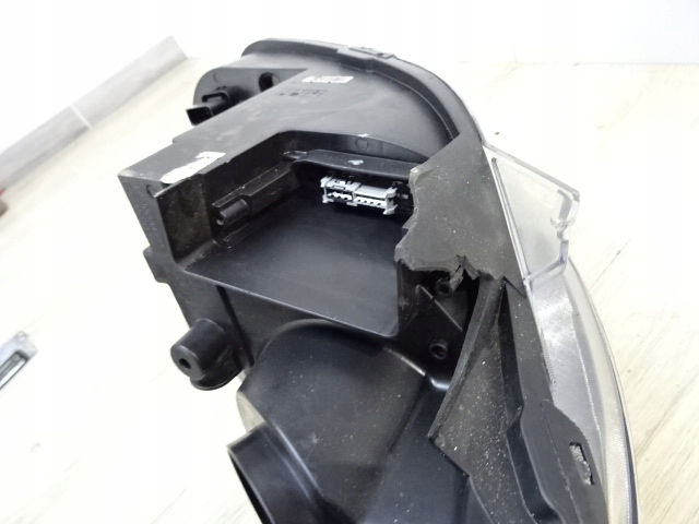 фото №11, Toyota лампа proace bi ксенон led 2018 левая europa