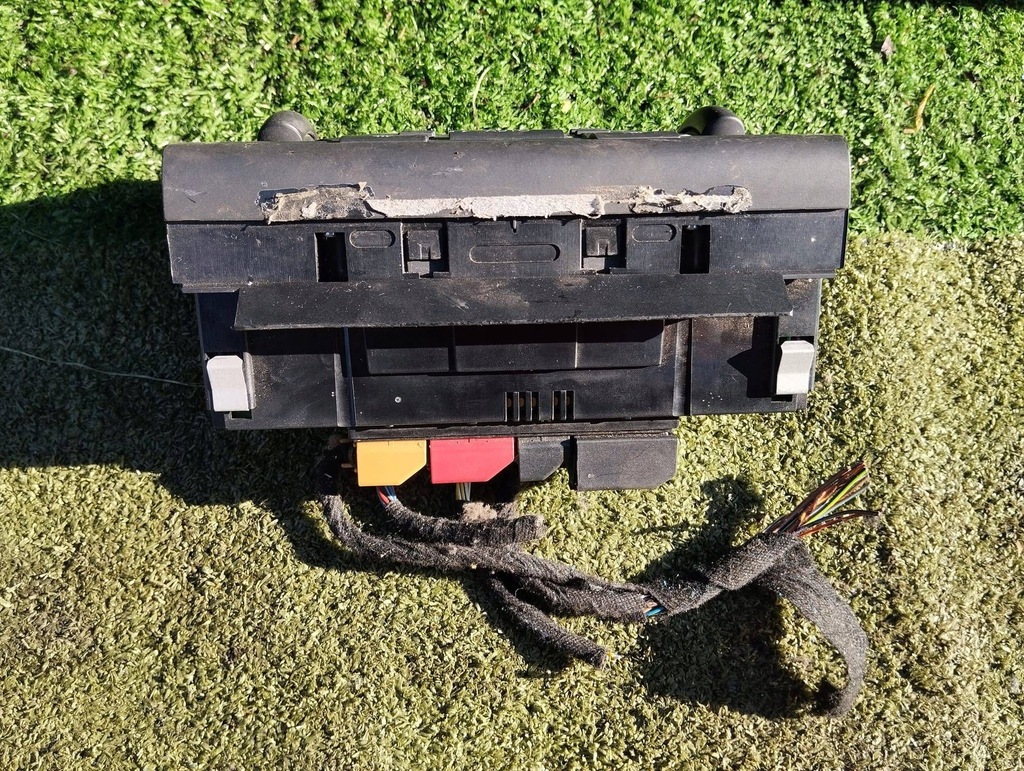 фото №8, Панель обдув кондиционера 8p0820043ac audi a3 8p