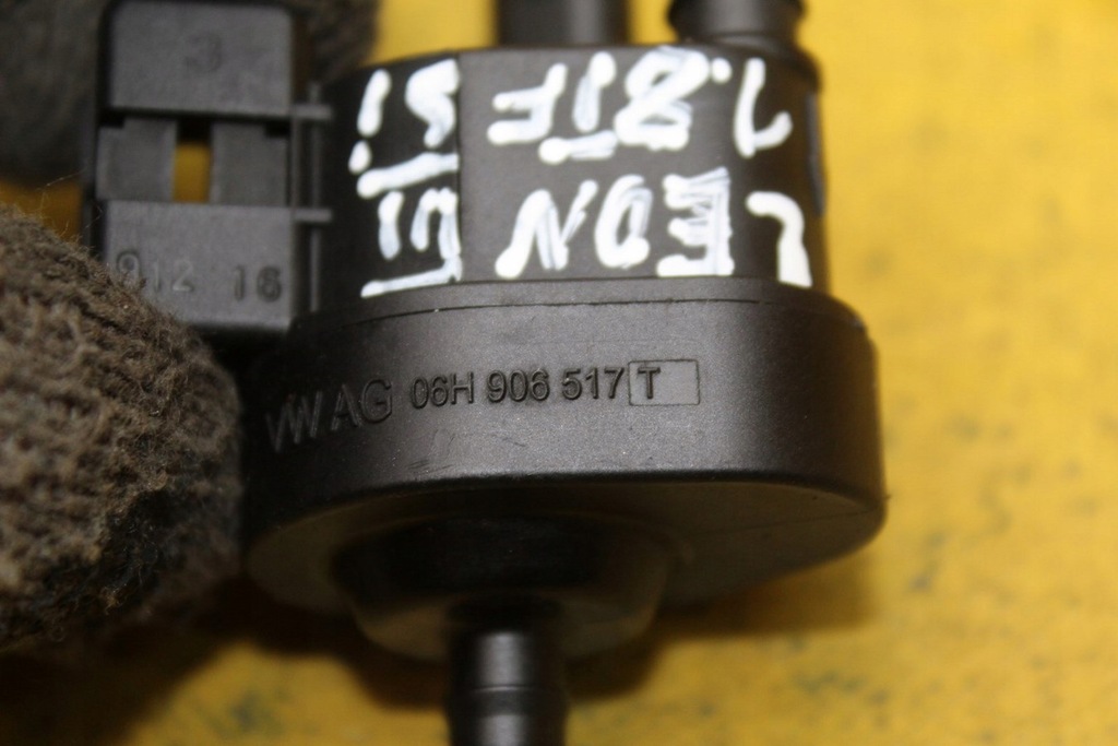 фото №5, Клапан вакууму 06h906517t a4 leon iii 1.8 tfsi