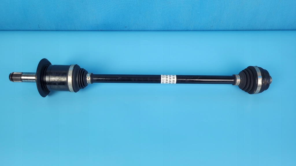 Купити Bmw 3’ g21 318d 19r привідний вал правий задній 8482604