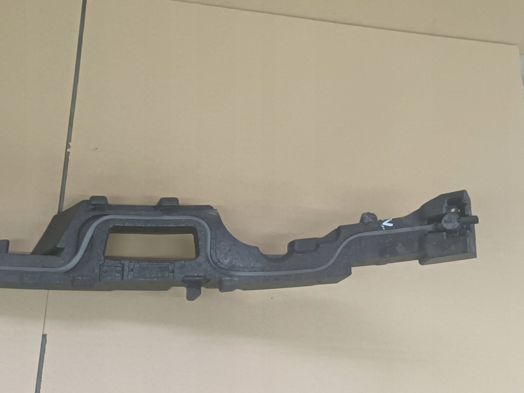 Абсорбер бампера передній audi a4 b9 8w0 перед + датчики Недорого