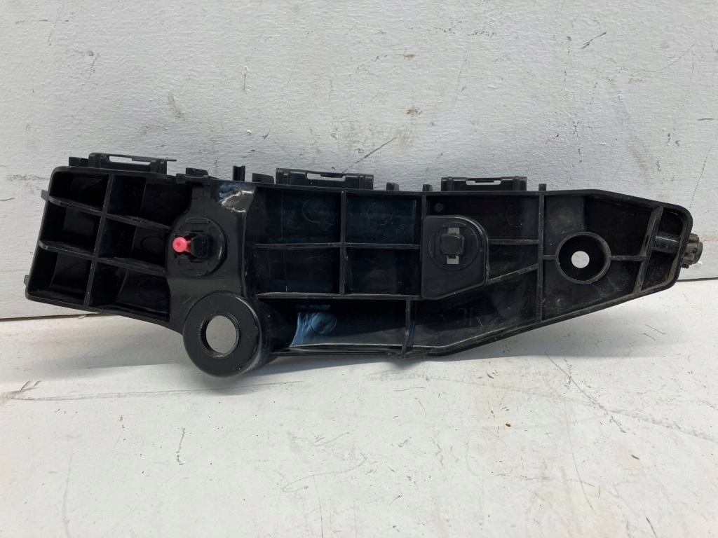 фото №6, Rav4 v направляющая кронштейн бампера передний правый перед передний