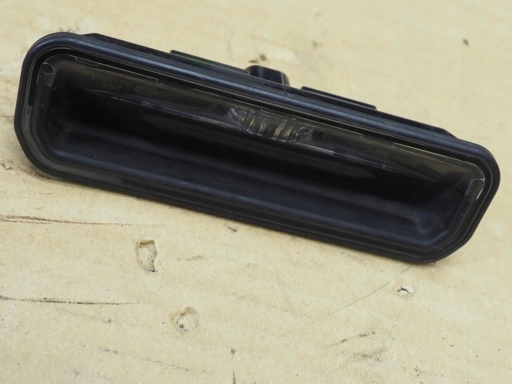 фото №1, Микровыключатель лампа номерного знака transit connect mk2 13-