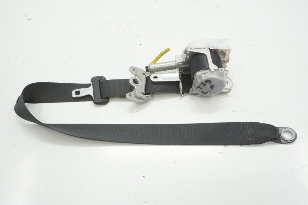 фото №1, Toyota avensis t27 lift t29 pas безопасности левый перед 7p4100-p