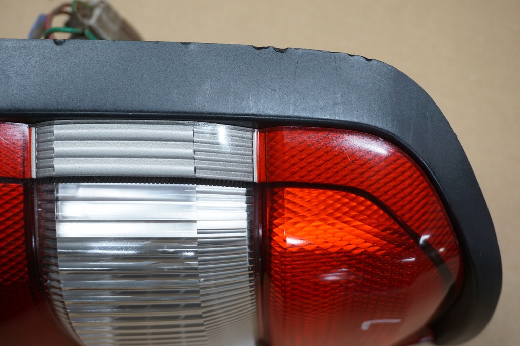 фото №9, Nissan patrol лампа лівий задня ліва задня w крила gr y61 97-04r