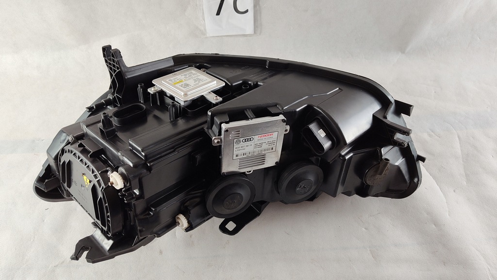 фото №11, Audi a6 c7 ксенон правый некорректируемый 4g0 лампа правая