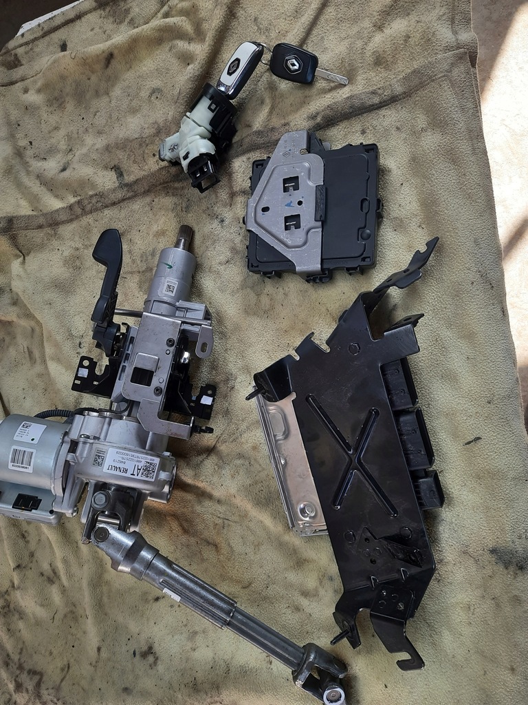 фото №7, Clio v 1.5 dci blue бортовий комп'ютер набір стартовий