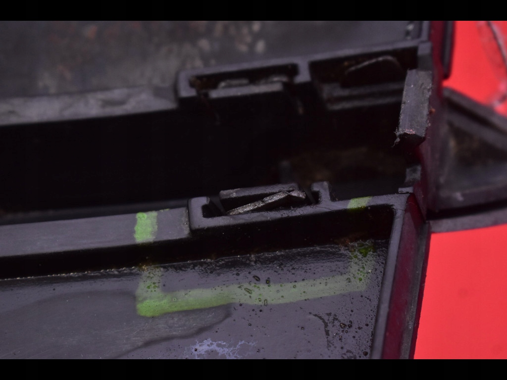 фото №10, Решётка бампера правая 1q0853666b vw eos 06-10