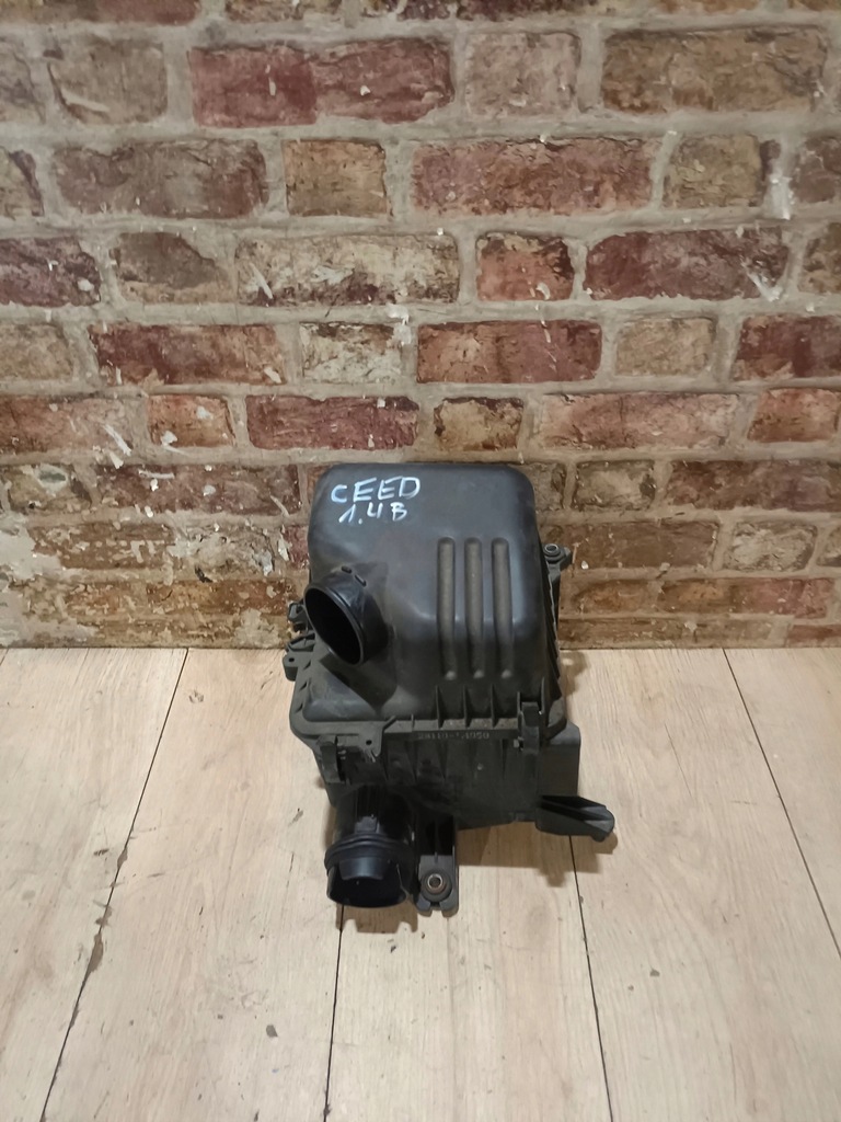 фото №1, Корпус фильтра воздуха 28110-1h050 kia ceed i 1.4 16v 2009/2012 rok