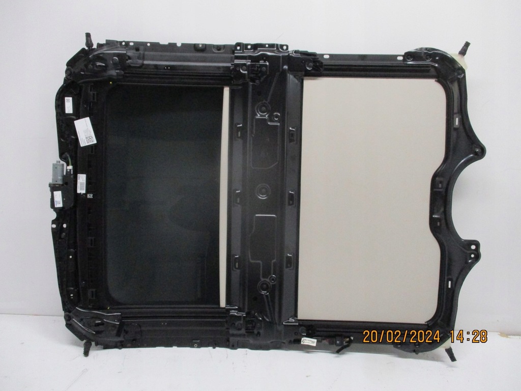 фото №7, Дах панорама bmw g12