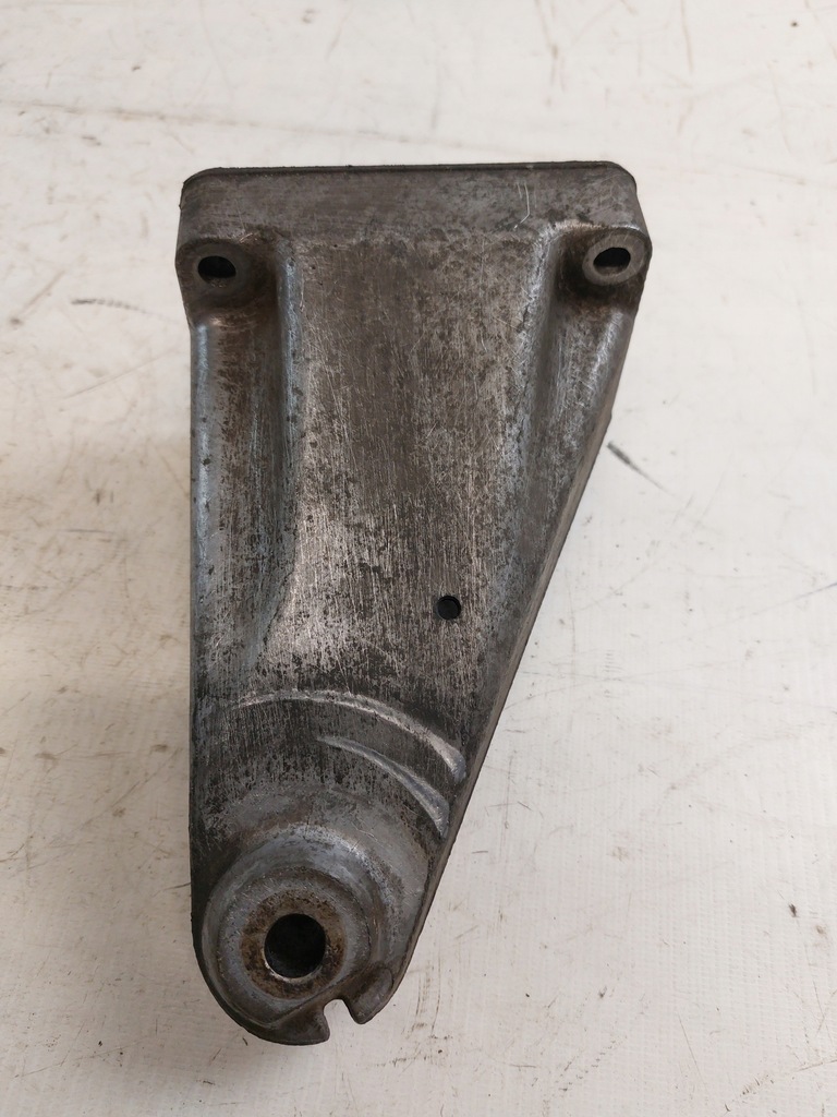 фото №7, Кронштейн двигателя mercedes w211 2.7cdi