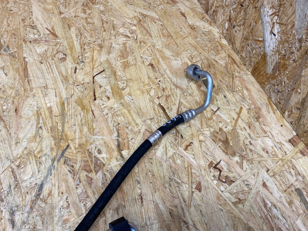 Пабтрубок  шланг трубка кондиционера mercedes s klasa w222 a2228306005 Киев