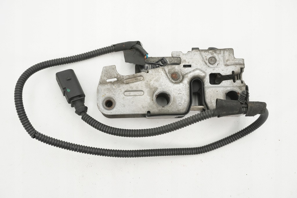 фото №1, Замок капот vw golf vi