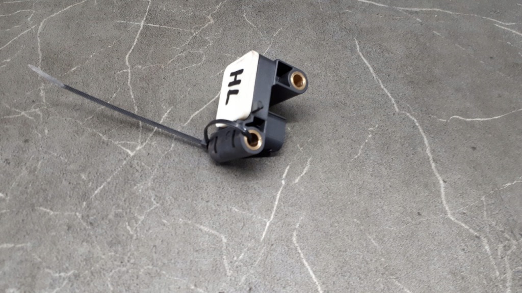 фото №2, 6956485 датчик удару bmw e92 e93 e88 e89