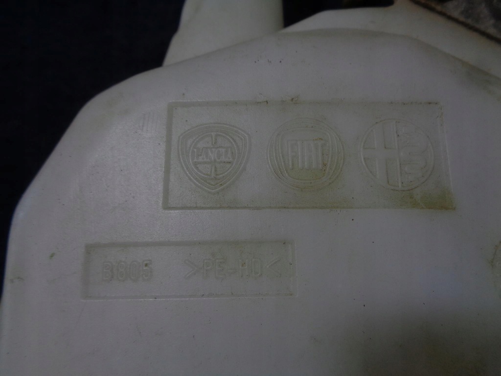 Бачок помпа омывателя alfa 159k kombi fl Недорого