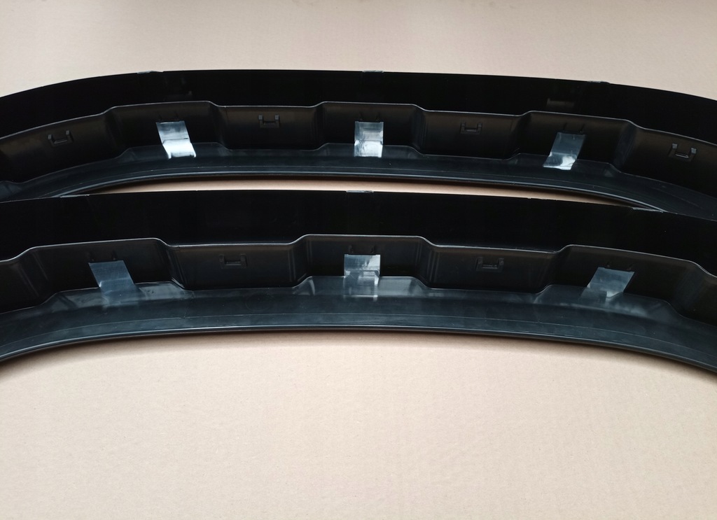 фото №5, Scania ngs s накладка подкрылок верхний