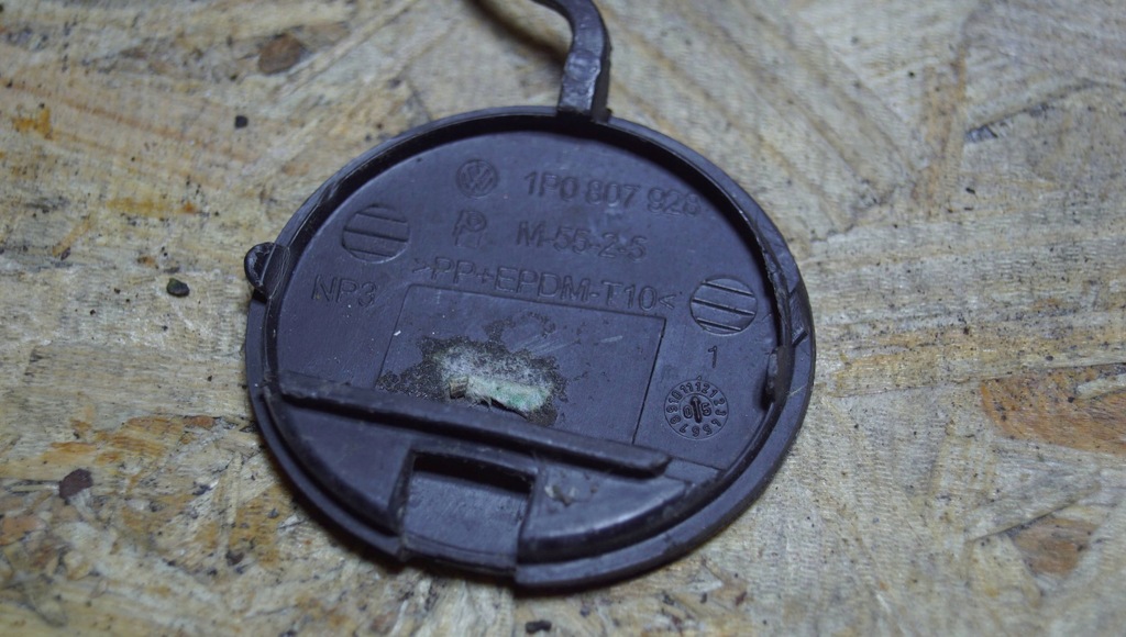 фото №6, Seat leon ii 1p заглушка бампера задня 1p0807928 z67