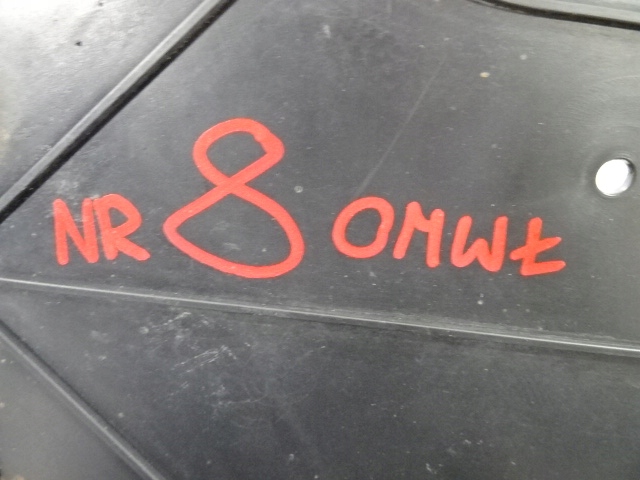 Peugeot 308 ii t9 sw задня права захист плита підвіска 9815315480 Оригінал