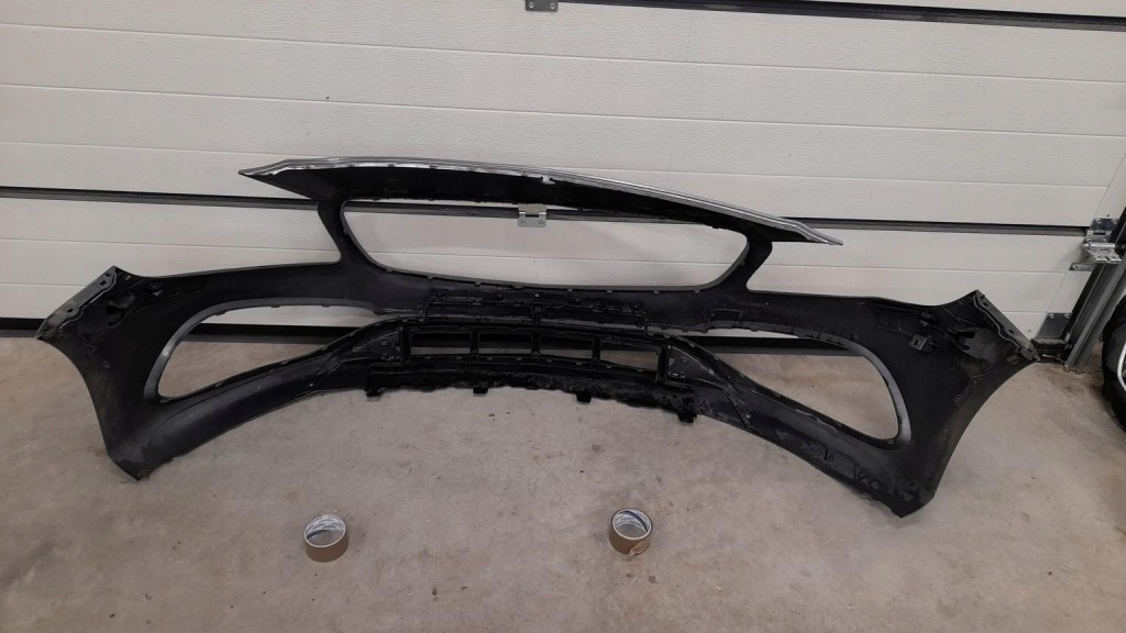 Бампер передний mercedes a -klasa w176 рестайлинг  amg Недорого