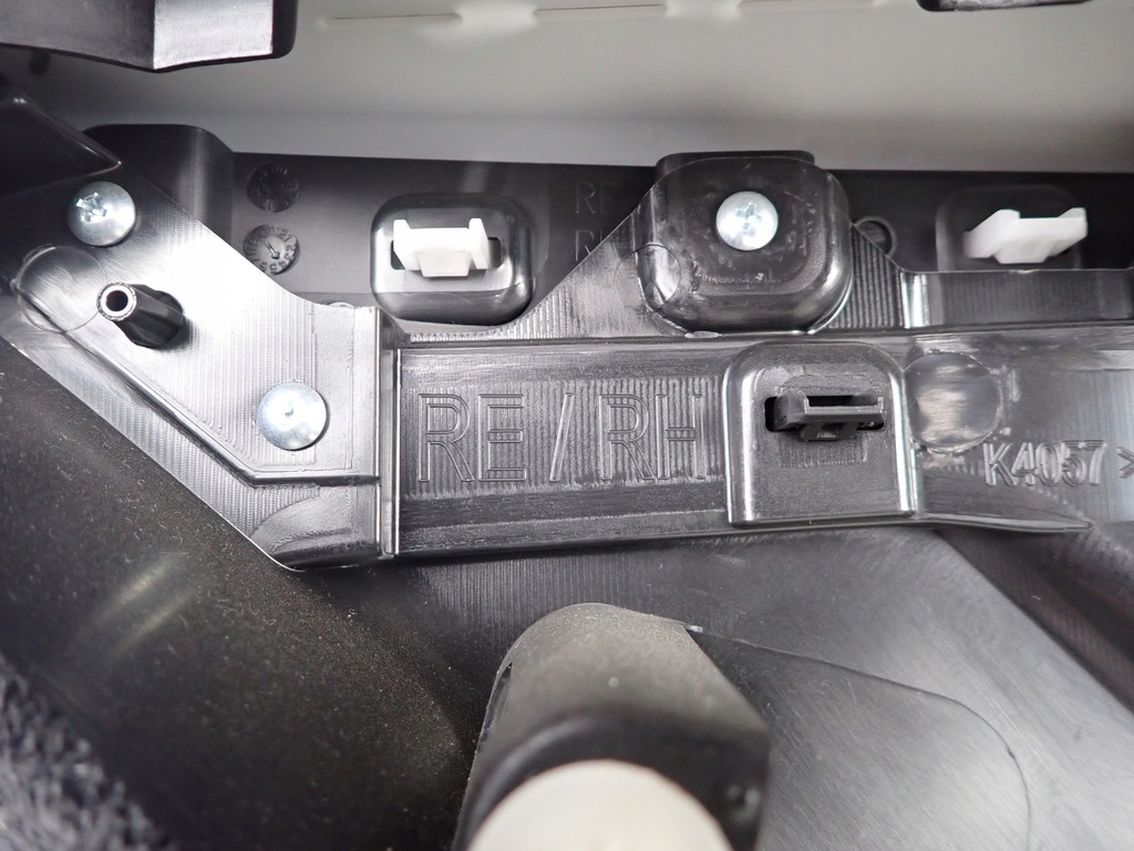 фото №8, Обшивка оббивка двері правий задня mazda cx-5 ii europa kb8c6853x