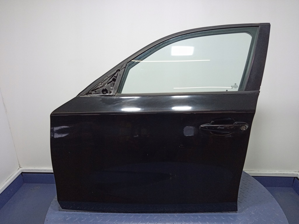 фото №1, Bmw 1 e87 двері перед ліва black sapphire металік 475