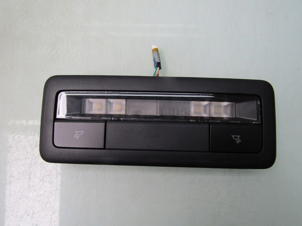 фото №1, Mazda mx-30 21r лампа кабины освещение салона