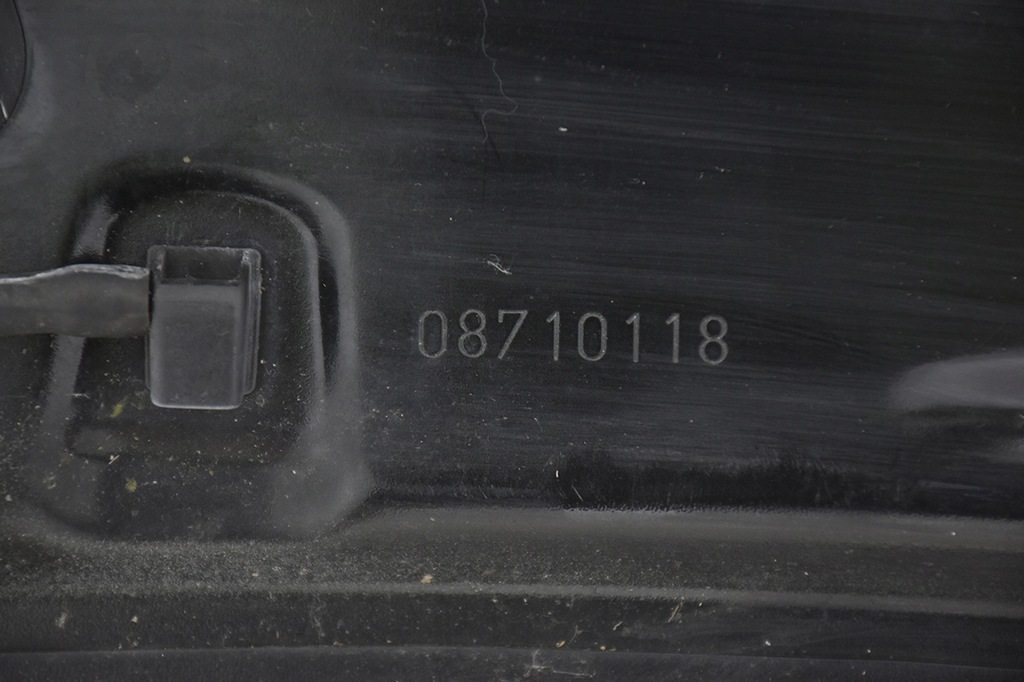 фото №12, Капот крышка двигателя peugeot 508 i