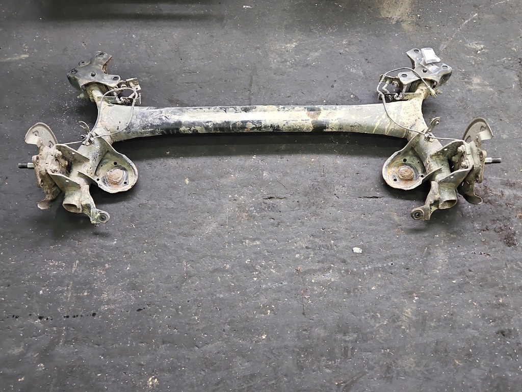 фото №1, Задняя балка oś задняя renault megane iii 3 тормозные диски abs