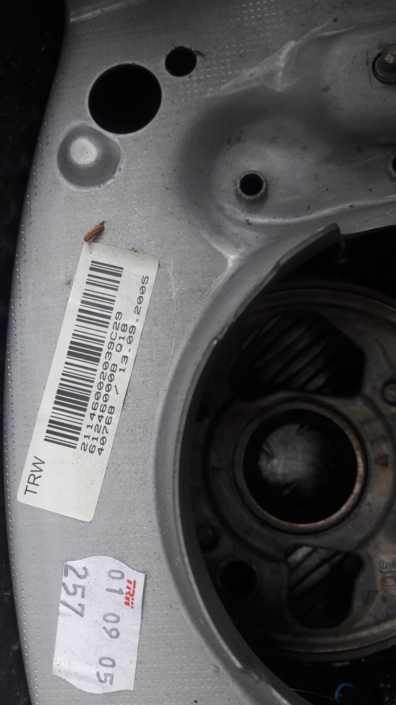 фото №11, Mercedes w211 повітропровід шкіряний ładna