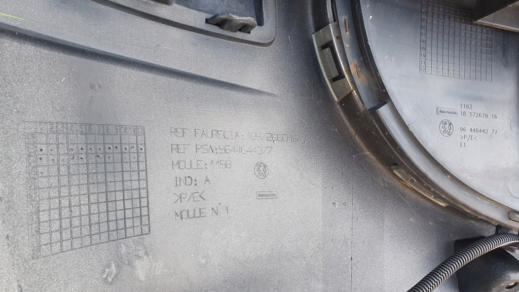 фото №12, Peugeot 407 04- бампер перед оригинал