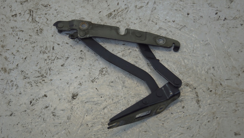 фото №5, Петля кришки багажника лівий audi a4 b7 sedan