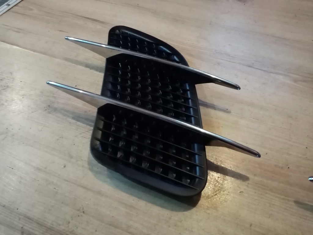 фото №3, Mercedes sl r231 решётка хром pr. l. капот 1206