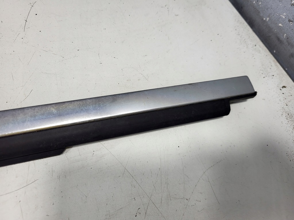 фото №6, Молдинг уплотнитель правый задняя peugeot 5008 i хром